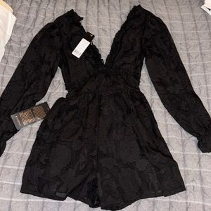 BEBE Black Romper Jumpsuit 🎬